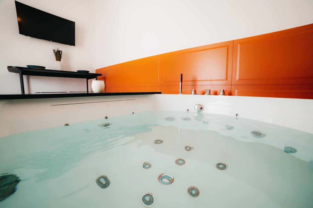 Le Canne Pool And Relax Pulsano Eksteriør billede
