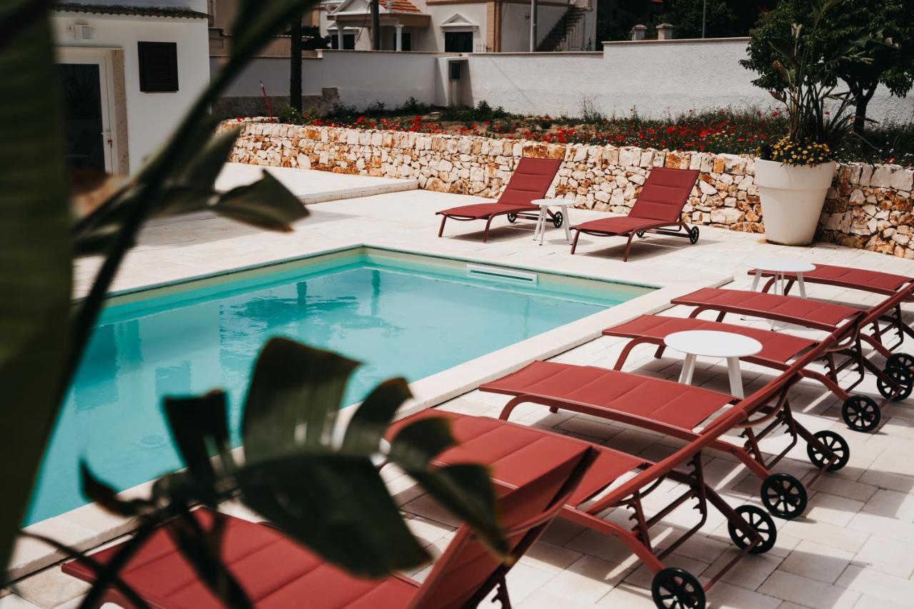 Le Canne Pool And Relax Pulsano Eksteriør billede